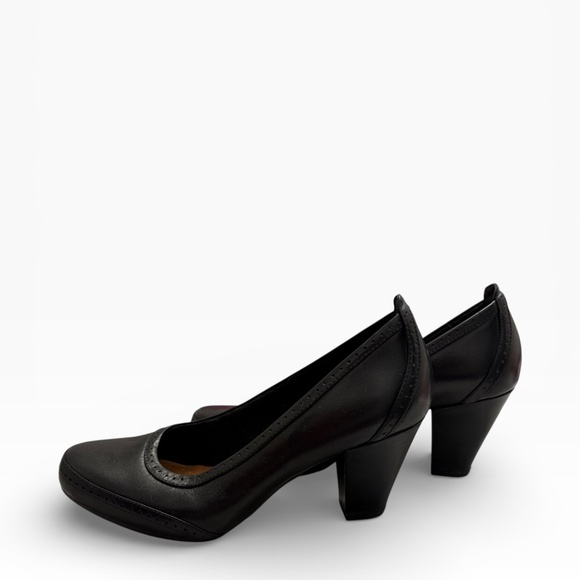 Clarks artisan black leather heels pumps shoes 8
